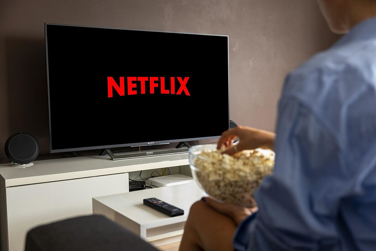 Netflix-date-votre-abonnement-avec-des-publicites.jpg