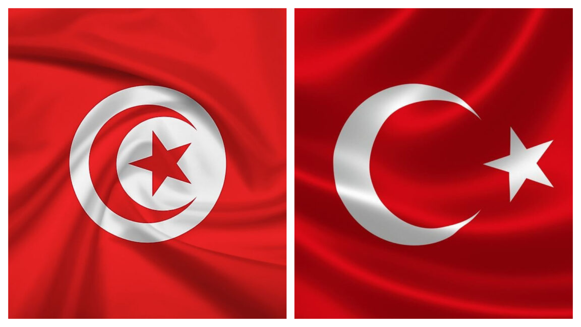 Pourquoi le drapeau de la Tunisie ressemble à celui de la Turquie